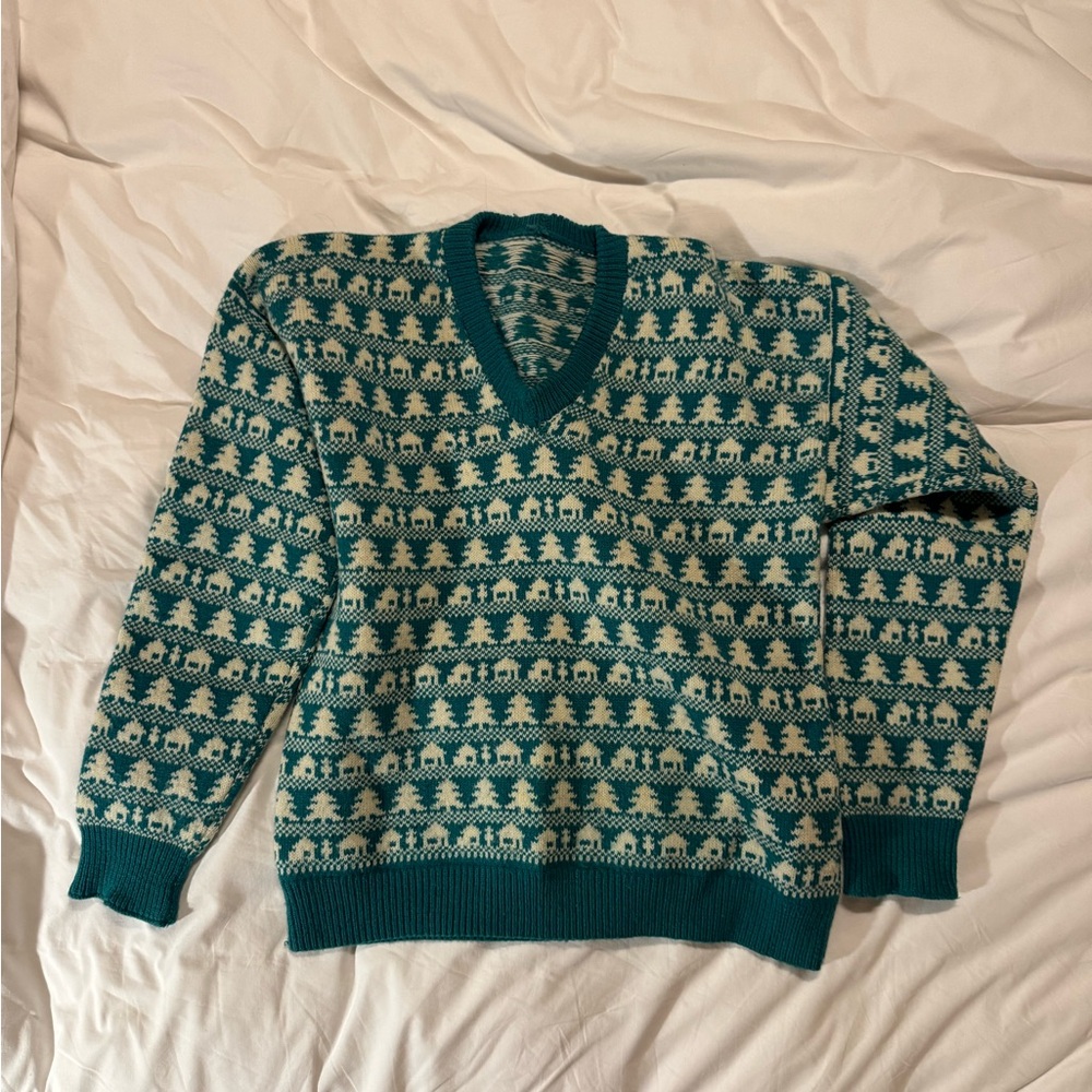 VINTAGE 1970’S PATTERN KNIT V-NECK SWEATER